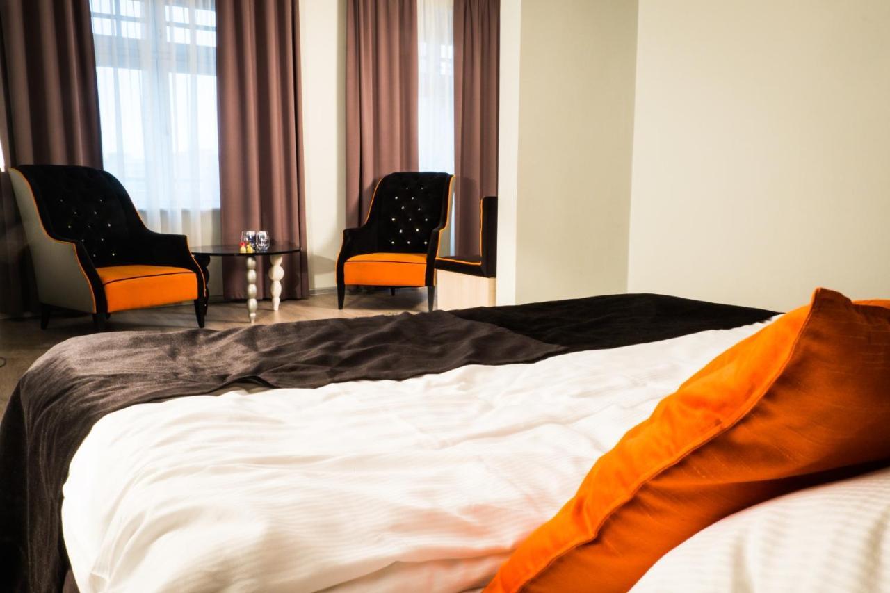 City Boutique Hotel Ζιελόνα Γκόρα Εξωτερικό φωτογραφία