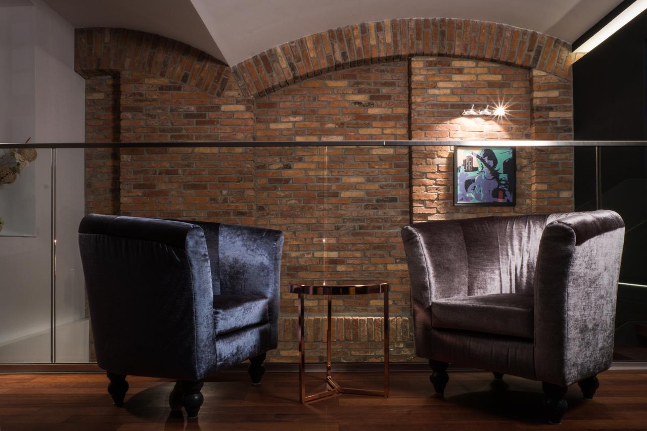 City Boutique Hotel Ζιελόνα Γκόρα Εξωτερικό φωτογραφία