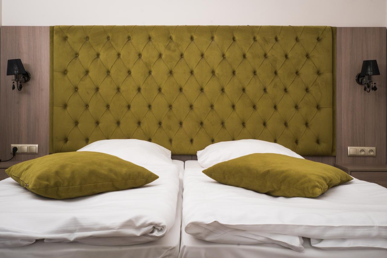 City Boutique Hotel Ζιελόνα Γκόρα Εξωτερικό φωτογραφία