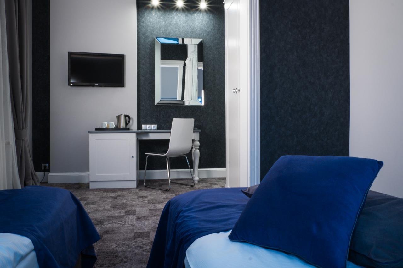 City Boutique Hotel Ζιελόνα Γκόρα Εξωτερικό φωτογραφία