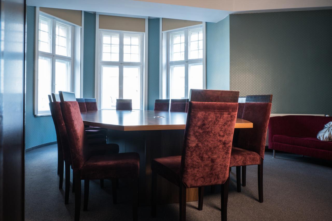 City Boutique Hotel Ζιελόνα Γκόρα Εξωτερικό φωτογραφία
