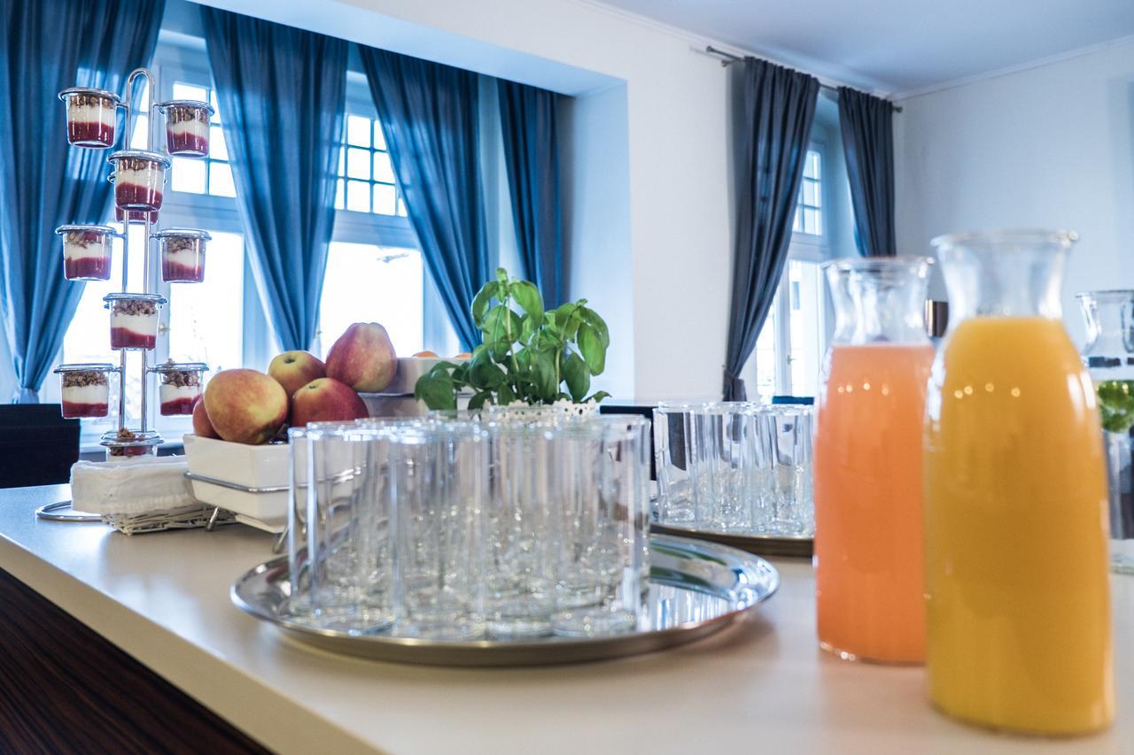 City Boutique Hotel Ζιελόνα Γκόρα Εξωτερικό φωτογραφία